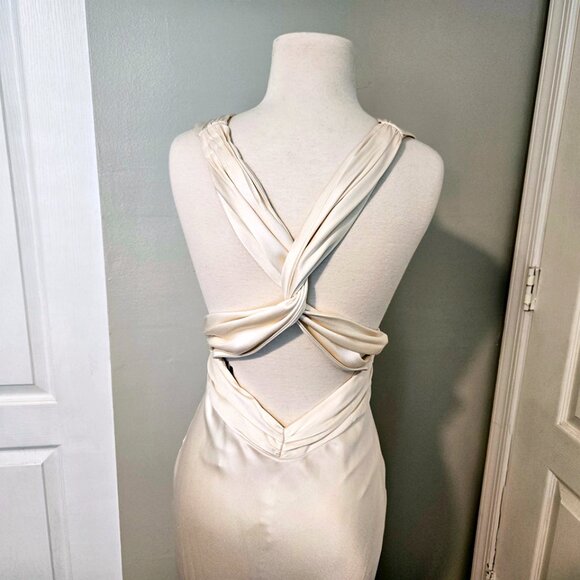 Nicole Miller Style DG0021 100% Ivory Silk Dress Size 6 - Picture 10 of 15